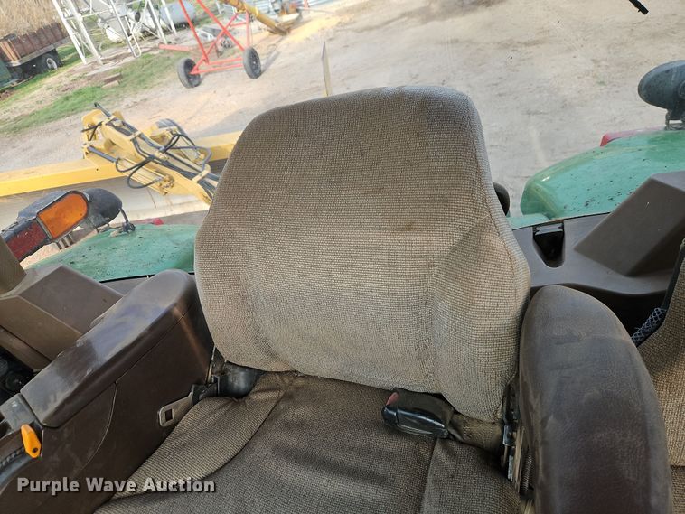 image for item DT7669 2006 John Deere 8430 MFWD tractor