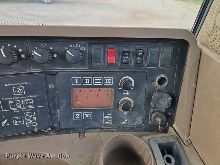 image for item DT7669 2006 John Deere 8430 MFWD tractor