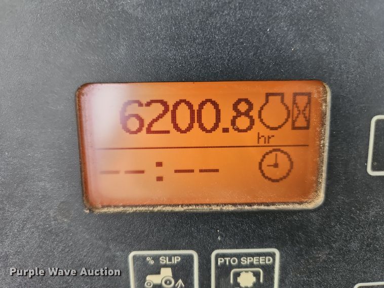 image for item DT7669 2006 John Deere 8430 MFWD tractor