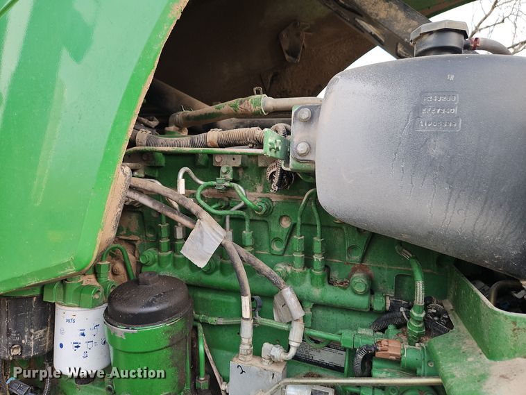 image for item DT7669 2006 John Deere 8430 MFWD tractor