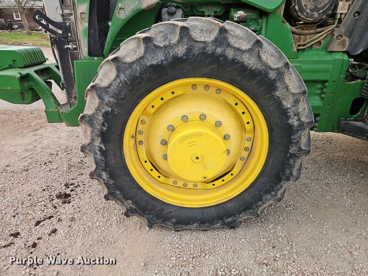 image for item DT7669 2006 John Deere 8430 MFWD tractor
