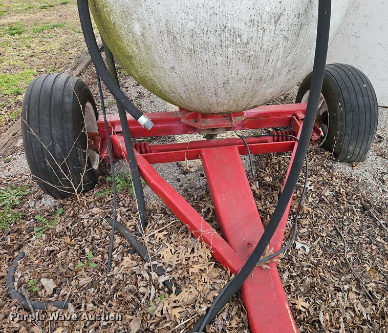 image for item DT7672 Fuel tank trailer