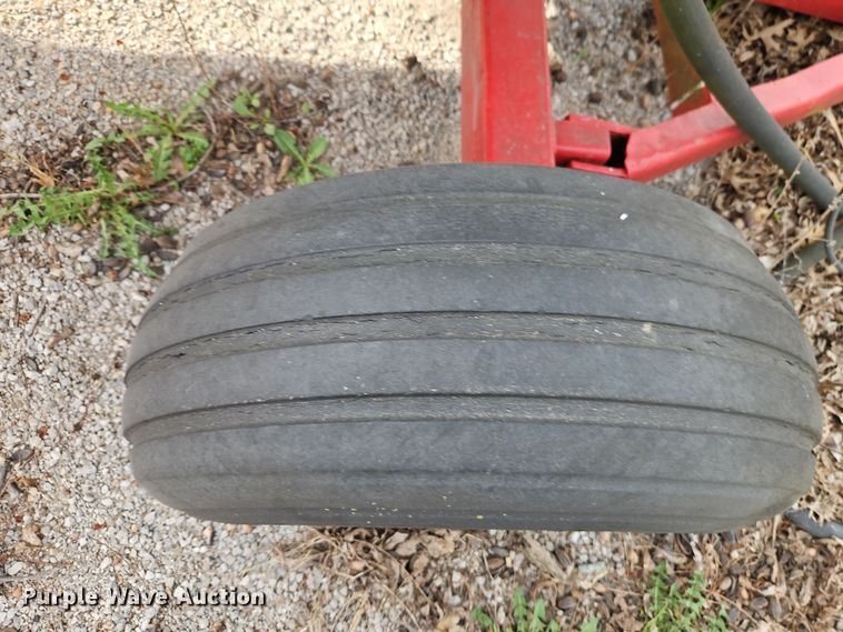 image for item DT7672 Fuel tank trailer