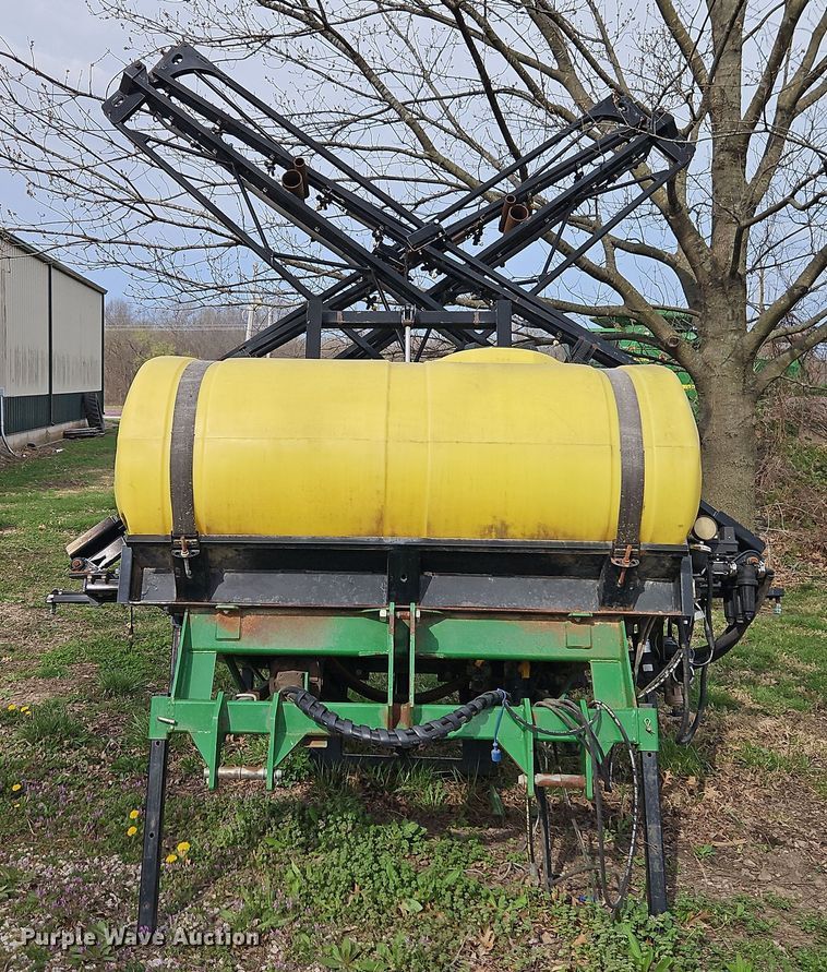 image for item DT7673 Ag Spray Equipment sprayer