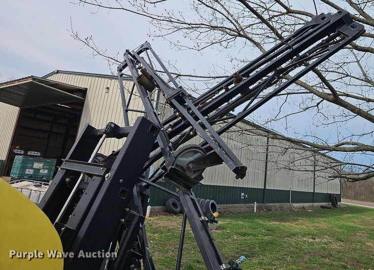 image for item DT7673 Ag Spray Equipment sprayer