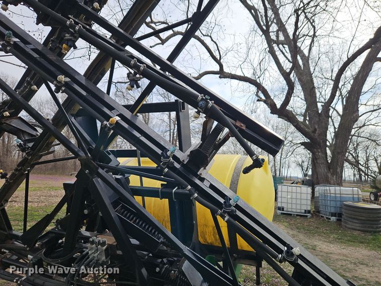 image for item DT7673 Ag Spray Equipment sprayer