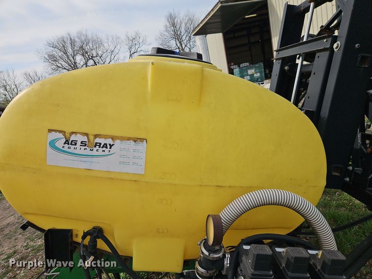 image for item DT7673 Ag Spray Equipment sprayer