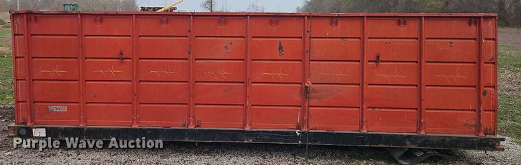 image for item DT7676 Midwest flatbed