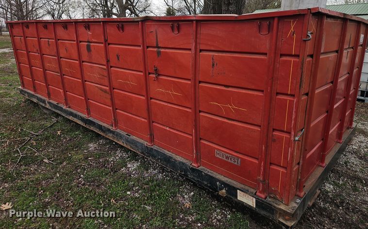 image for item DT7676 Midwest flatbed