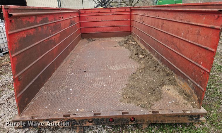 image for item DT7676 Midwest flatbed