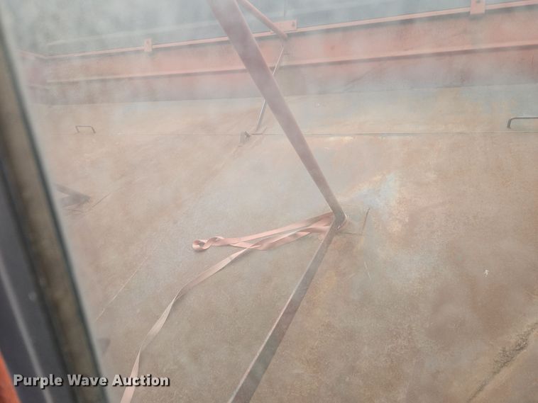 image for item DT7677 Brent GT-640 gravity wagon