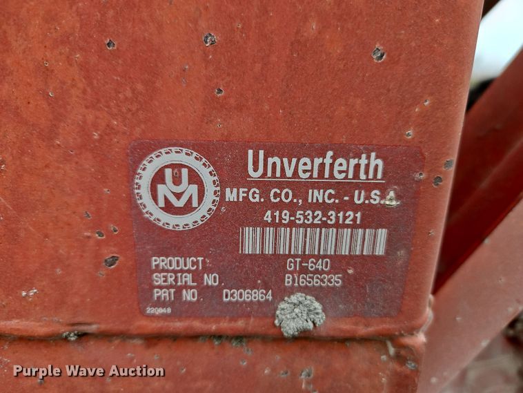 image for item DT7677 Brent GT-640 gravity wagon