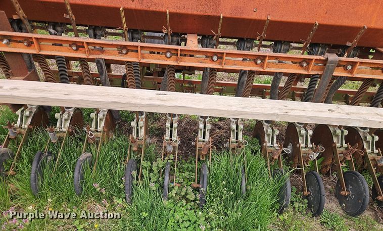 image for item DT7678 Tye grain drill