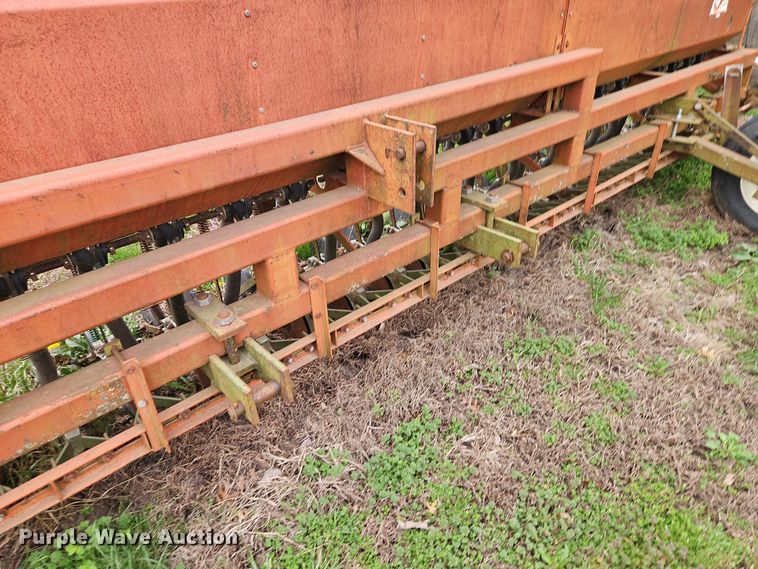 image for item DT7678 Tye grain drill