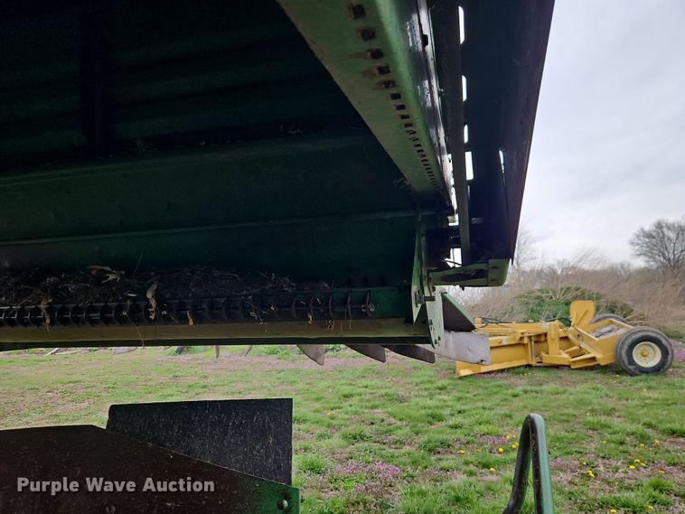 image for item DT7679 1998 John Deere 9610 RWA combine