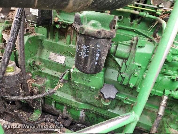 image for item DT7679 1998 John Deere 9610 RWA combine