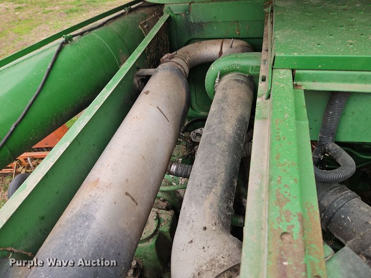 image for item DT7679 1998 John Deere 9610 RWA combine