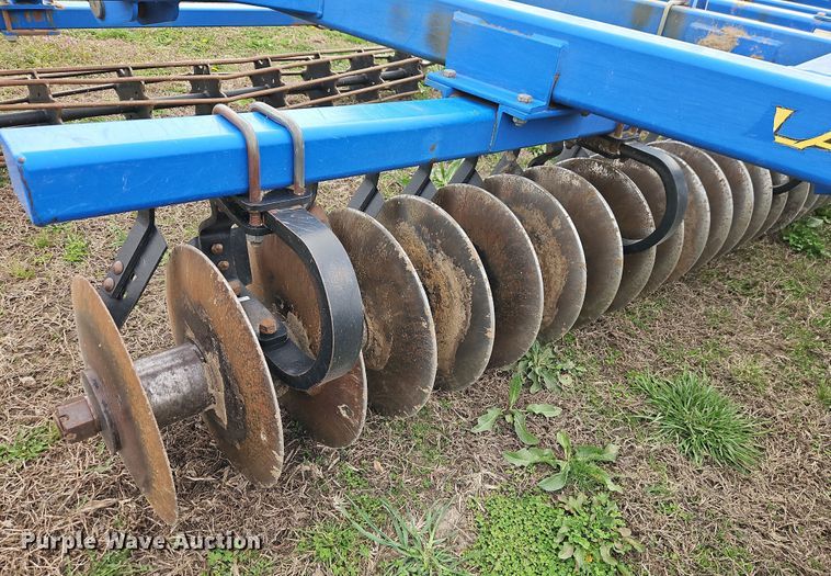 image for item DT7684 Landoll 7431-26 vertical tillage