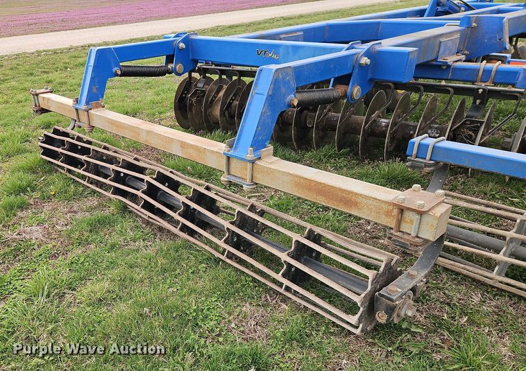 image for item DT7684 Landoll 7431-26 vertical tillage