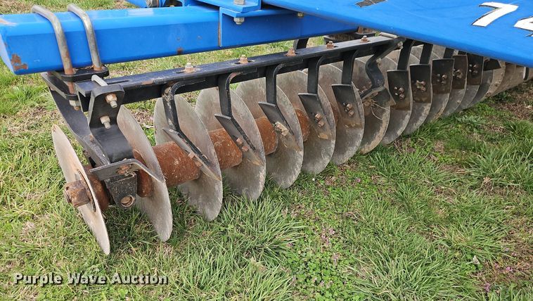 image for item DT7684 Landoll 7431-26 vertical tillage
