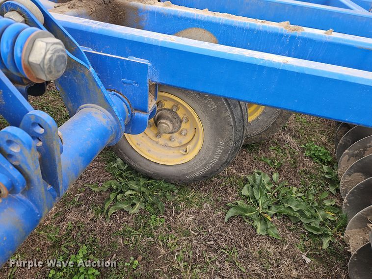 image for item DT7684 Landoll 7431-26 vertical tillage