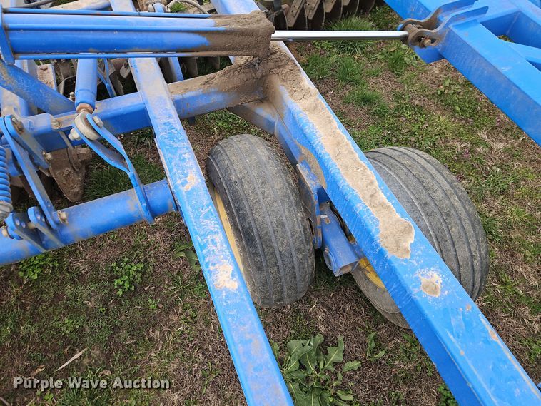 image for item DT7684 Landoll 7431-26 vertical tillage