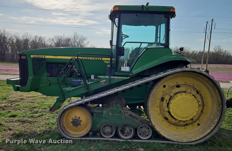 image for item DT7685 1999 John Deere 8400T tractor