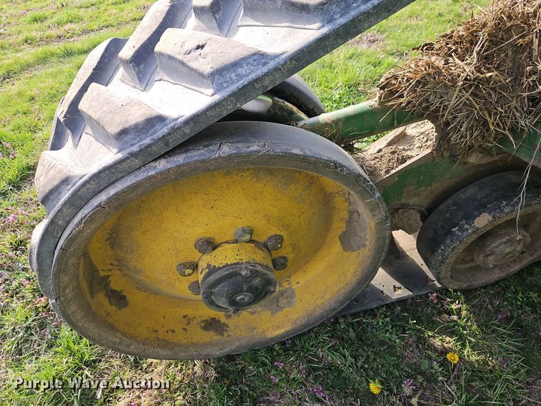 image for item DT7685 1999 John Deere 8400T tractor