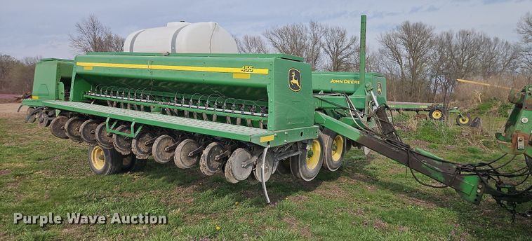 image for item DT7686 John Deere 455 grain drill
