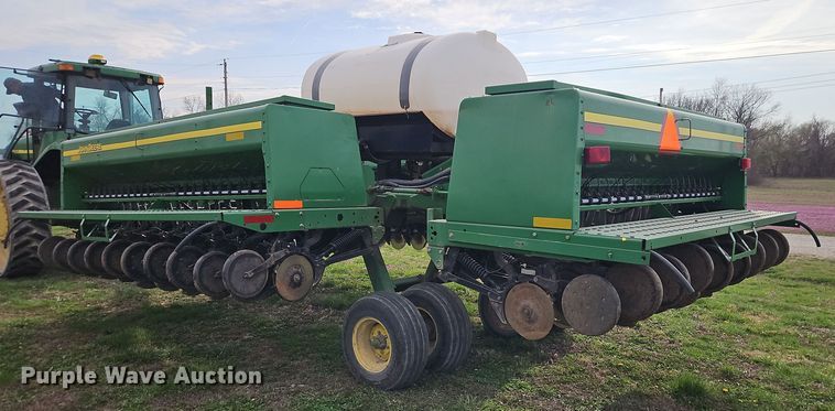 image for item DT7686 John Deere 455 grain drill