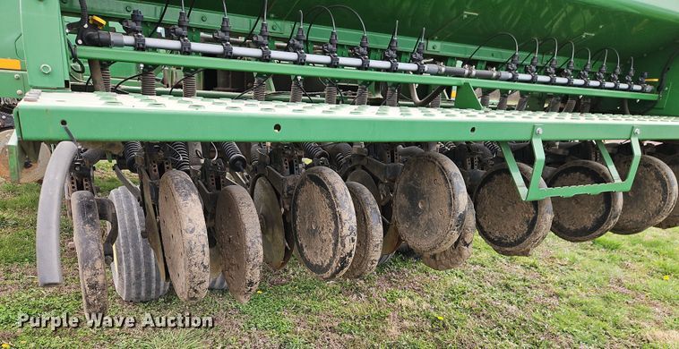 image for item DT7686 John Deere 455 grain drill