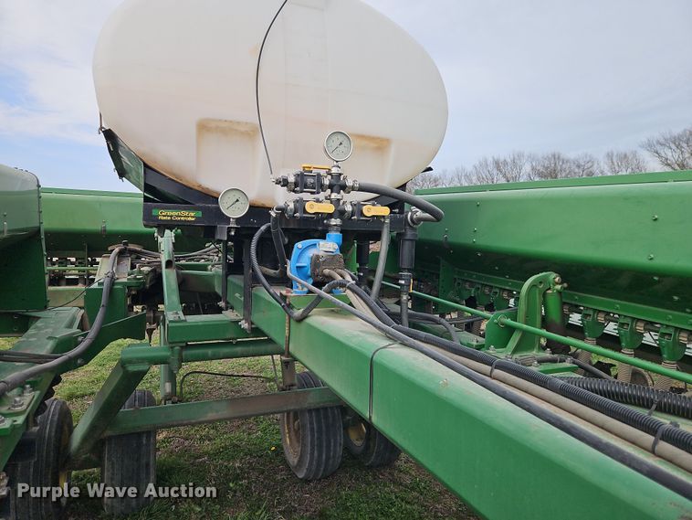 image for item DT7686 John Deere 455 grain drill