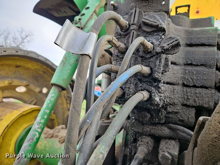 image for item DT7686 John Deere 455 grain drill