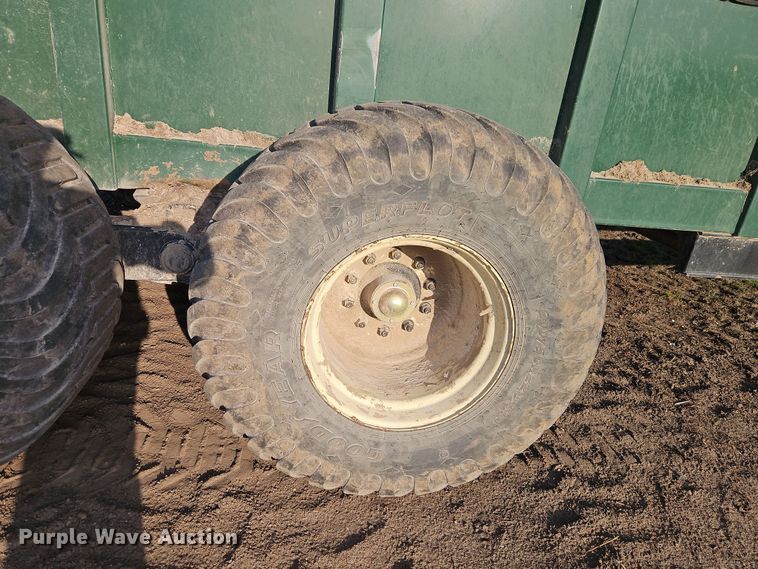 image for item DT7687 Arts Way 690700 manure spreader