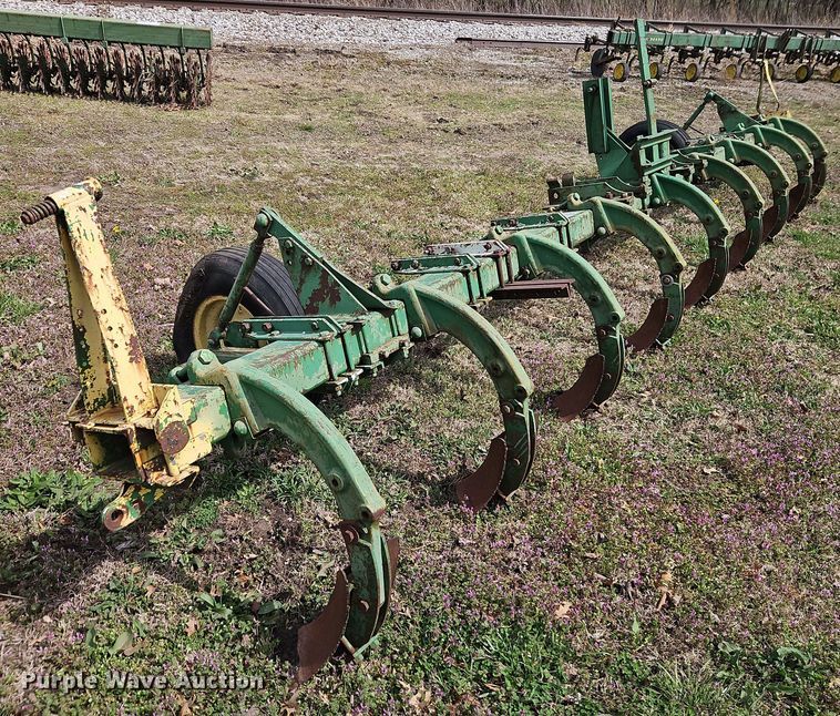 image for item DT7694 John Deere toolbar