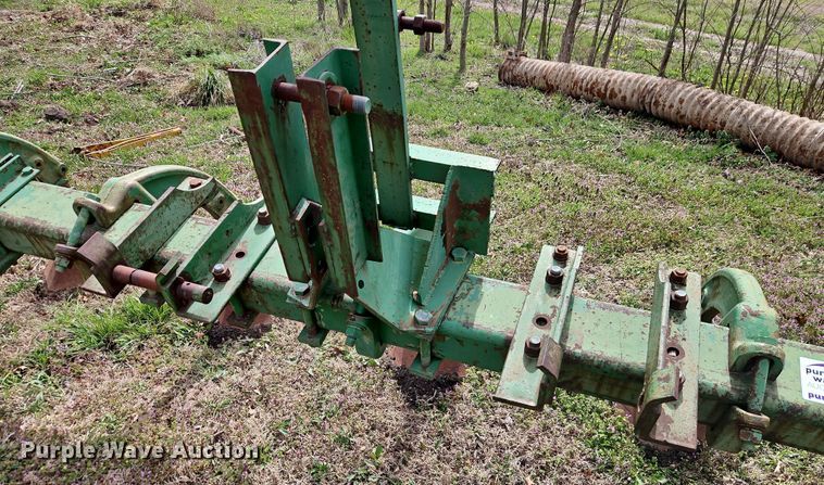 image for item DT7694 John Deere toolbar