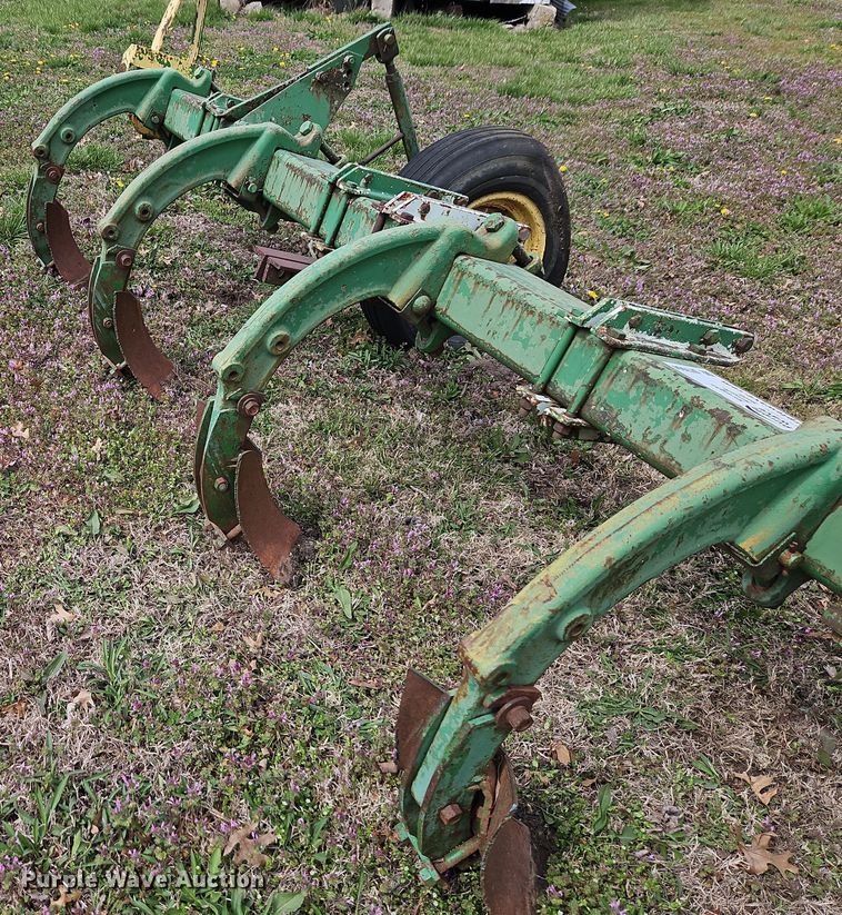 image for item DT7694 John Deere toolbar