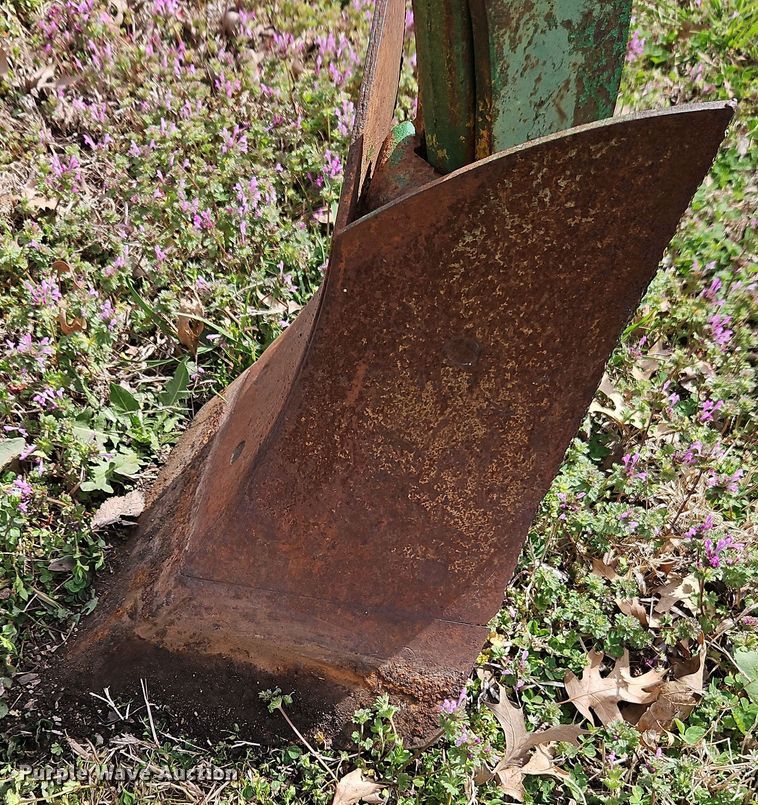 image for item DT7694 John Deere toolbar