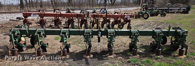 image for item DT7698 John Deere 720 ridge till row cleaner