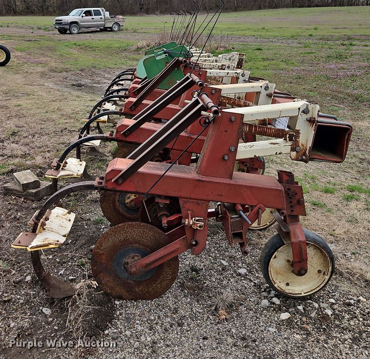 image for item DT7699 Tebben Manufacturing field cultivator