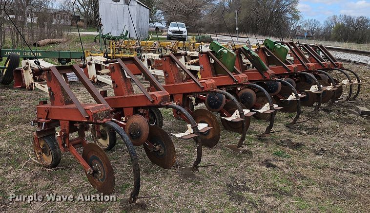 image for item DT7699 Tebben Manufacturing field cultivator