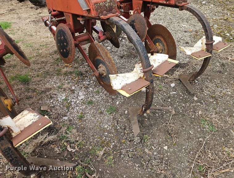 image for item DT7699 Tebben Manufacturing field cultivator