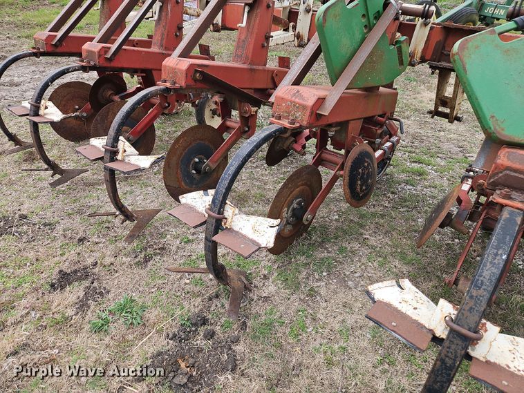 image for item DT7699 Tebben Manufacturing field cultivator