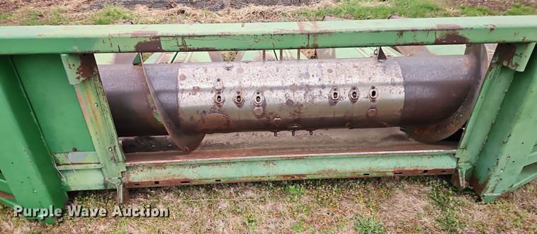 image for item DT7702 John Deere 853A all-crop head