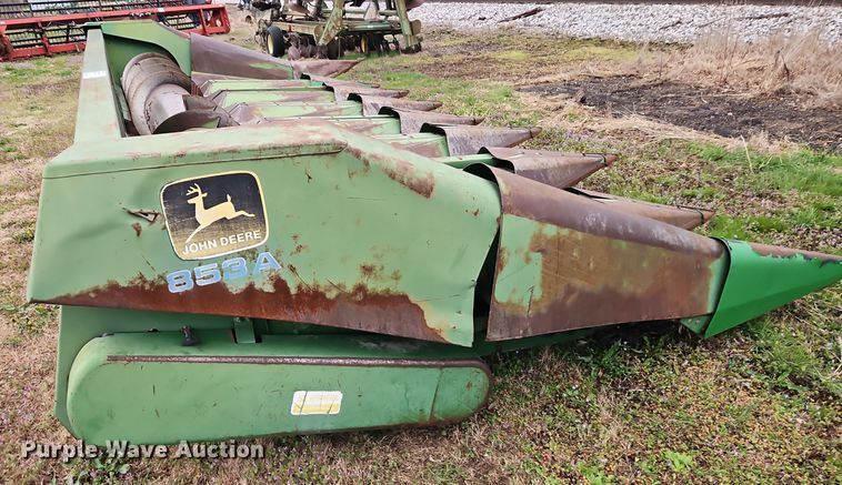 image for item DT7702 John Deere 853A all-crop head