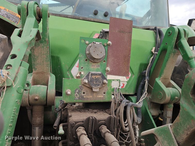 image for item DT7708 1995 John Deere 8100 tractor