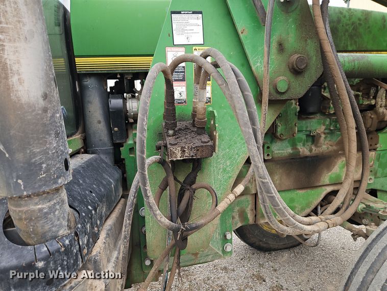 image for item DT7708 1995 John Deere 8100 tractor