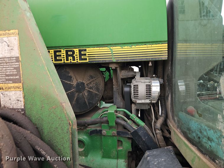 image for item DT7708 1995 John Deere 8100 tractor