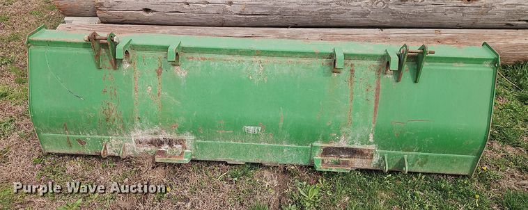 image for item DT7708 1995 John Deere 8100 tractor