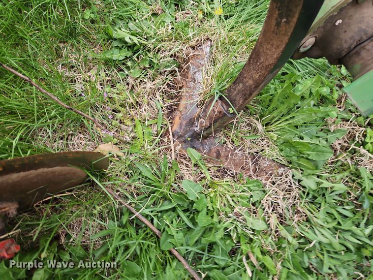 image for item DT7709 Tebben Manufacturing row crop cultivator